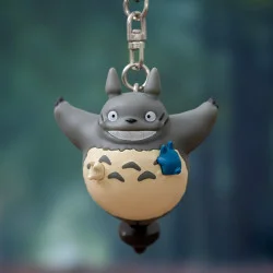 GHIBLI - PORTE-CLES TOTORO SUR SA TOUPIE - MON VOISIN TOTORO